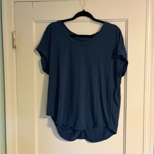 Mondetta Blue Performance + Luxury Short Sleeve T-Shirt